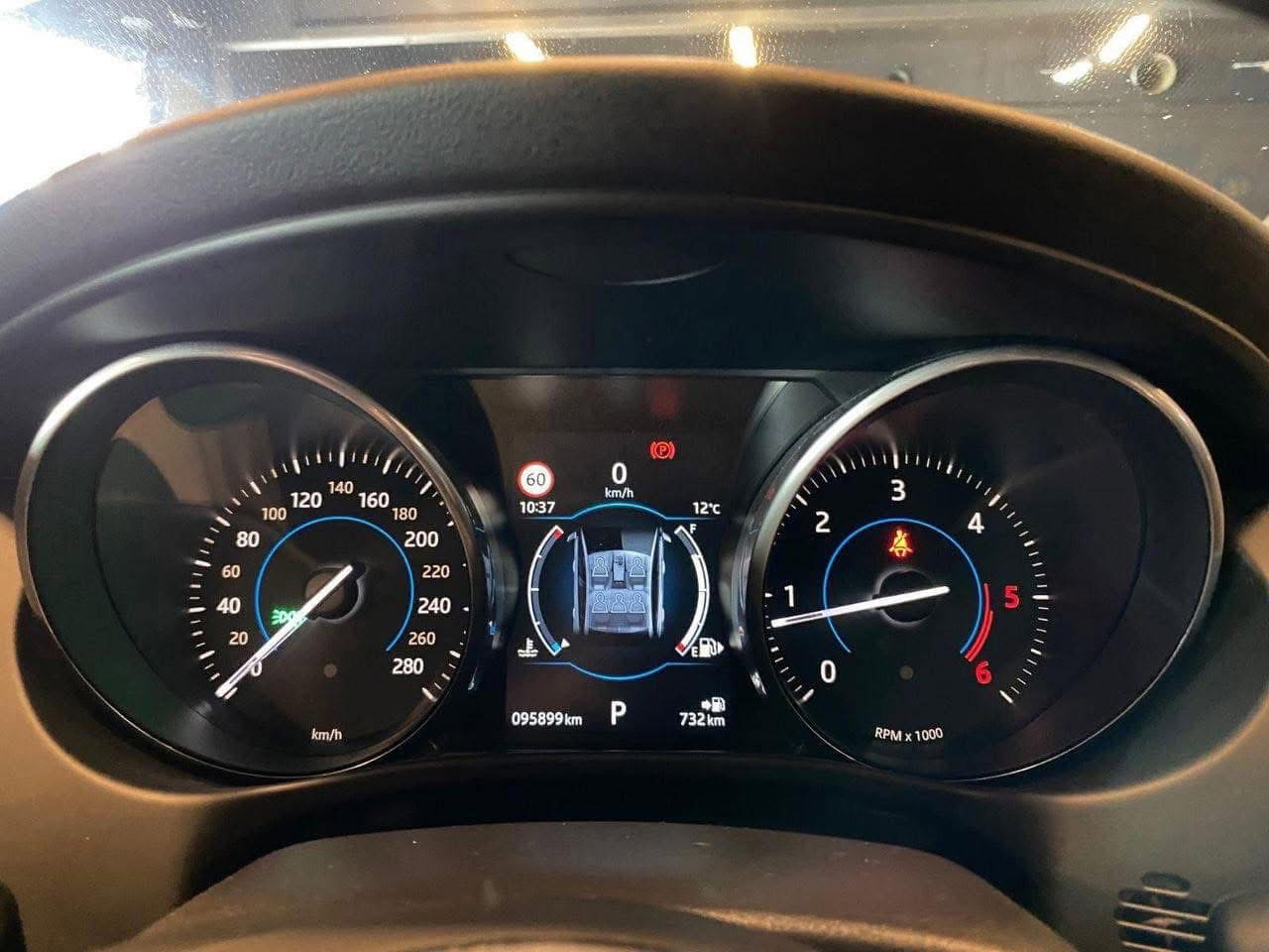 Jaguar XE /2016_4