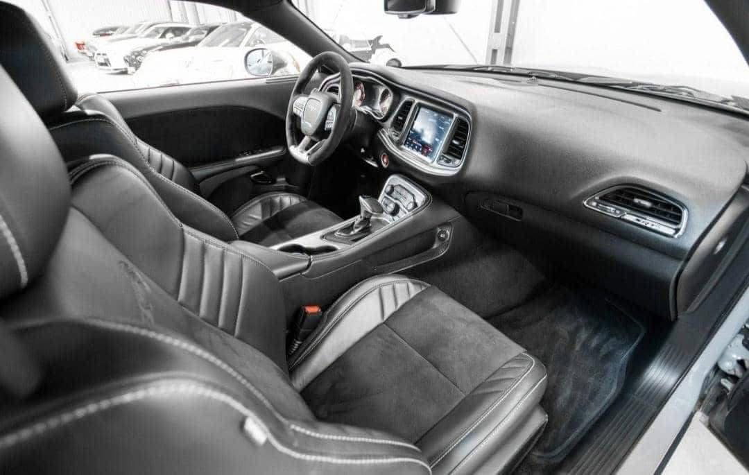 Dodge Challenger SRT /2019_6