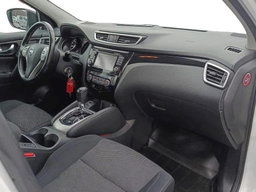 Nissan Qashqai /2015