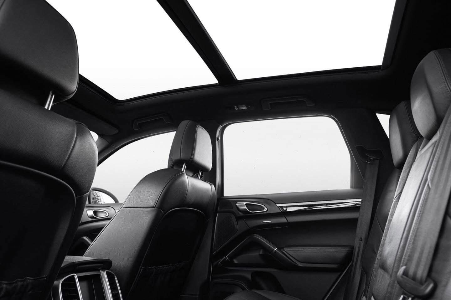 Porsche Cayenne /2012_10