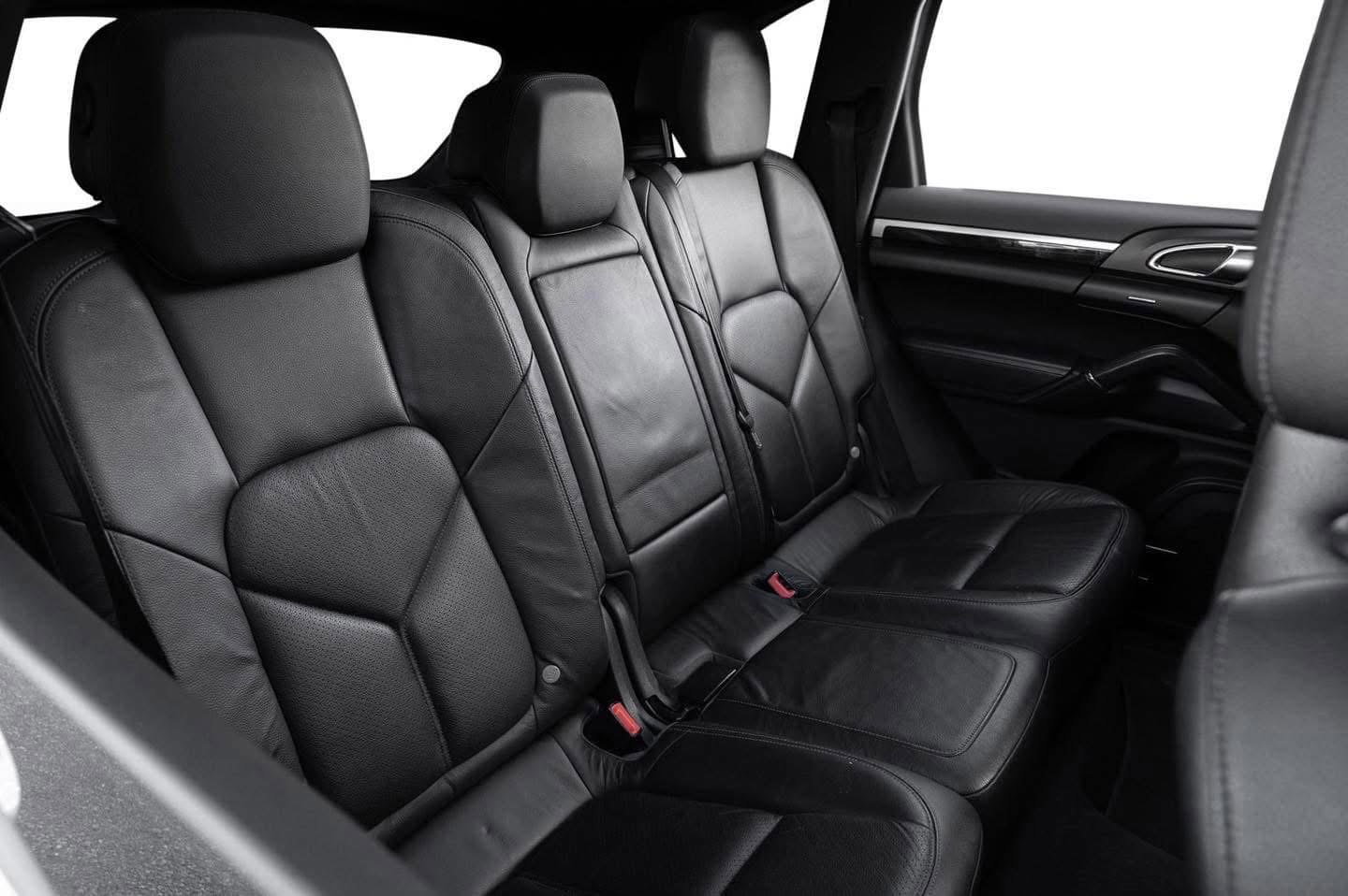 Porsche Cayenne /2012_3