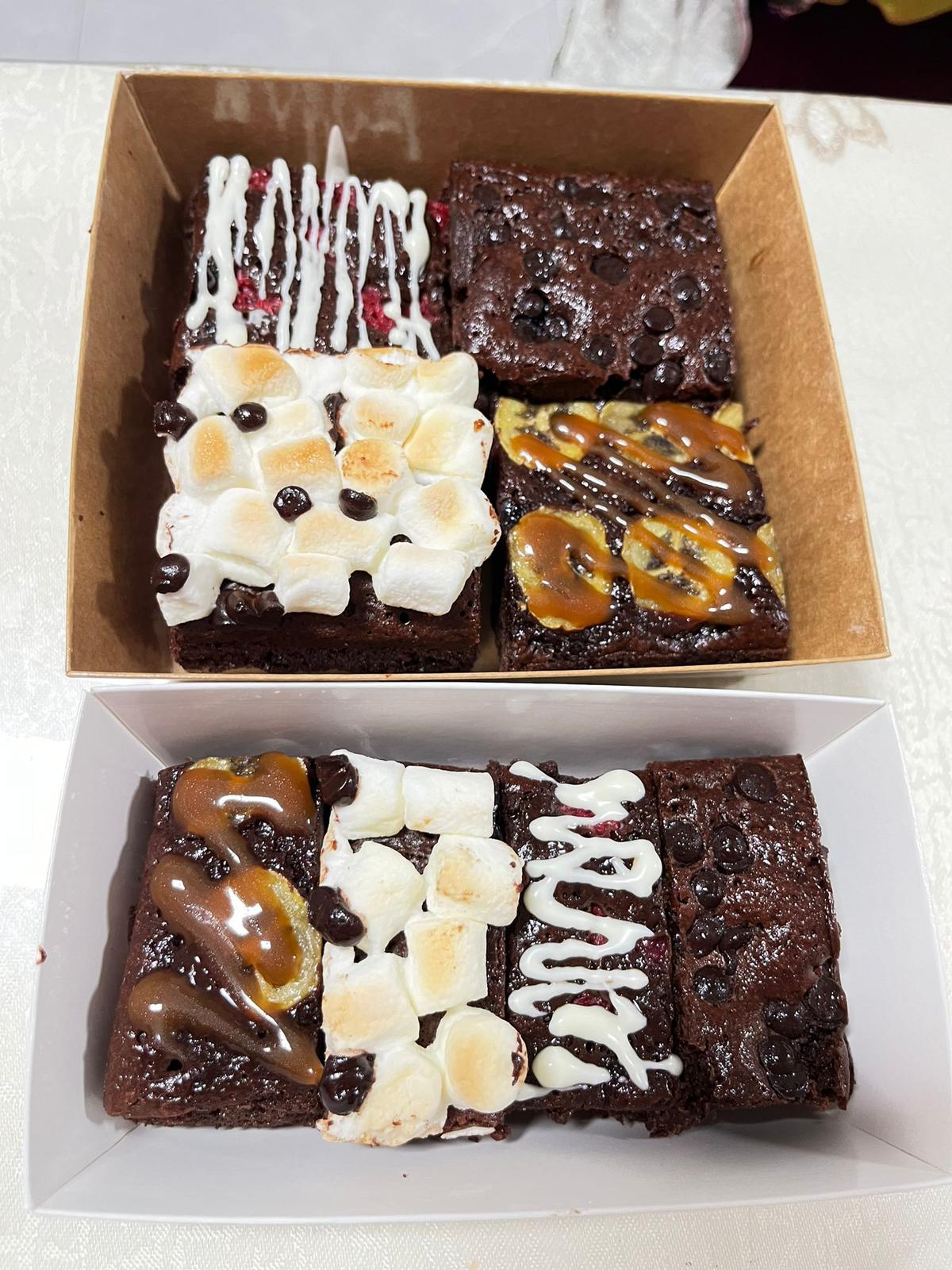Assorted 4pcs Brownies