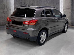 Mitsubishi ASX /2011