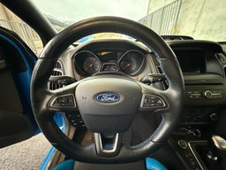 Ford Focus  /2017