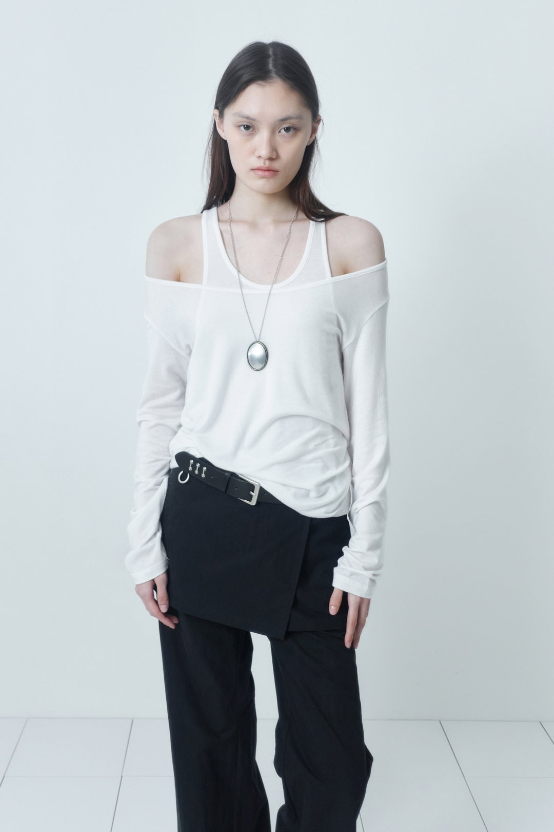 Cerric- [EXCLUSIVE] 2Way Layered Long Top / white 