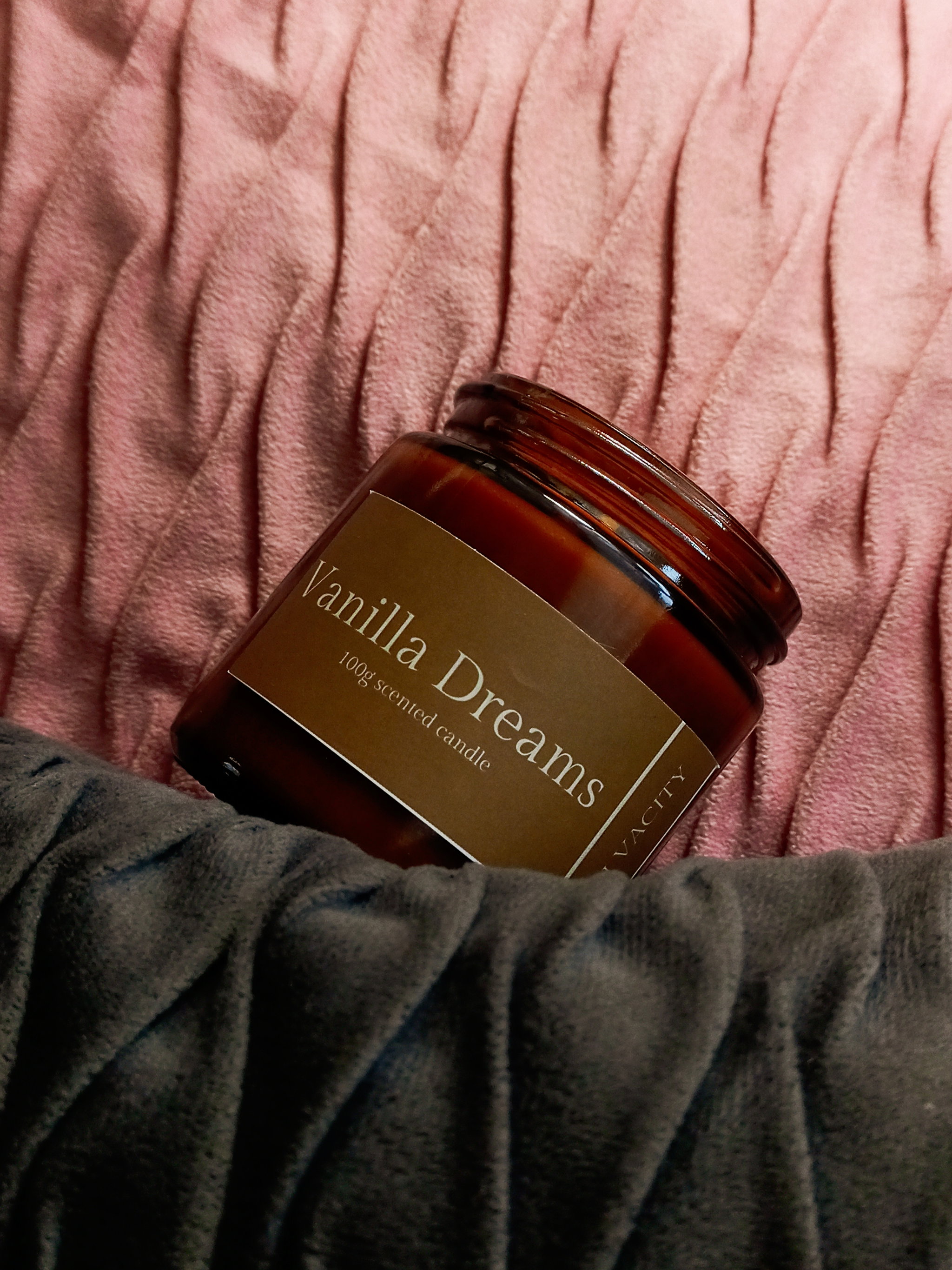 Vanilla Dreams scented candle _1