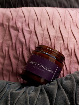Sweet Fantasies scented candle 