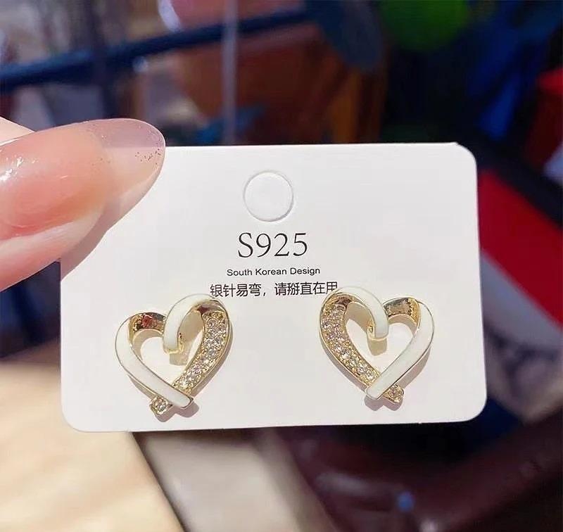 Heart Design Gold Plated Rhinestone Studs Tops_0
