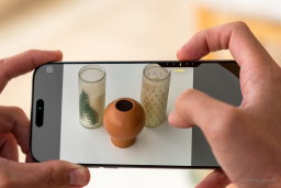 Apple iPhone 16