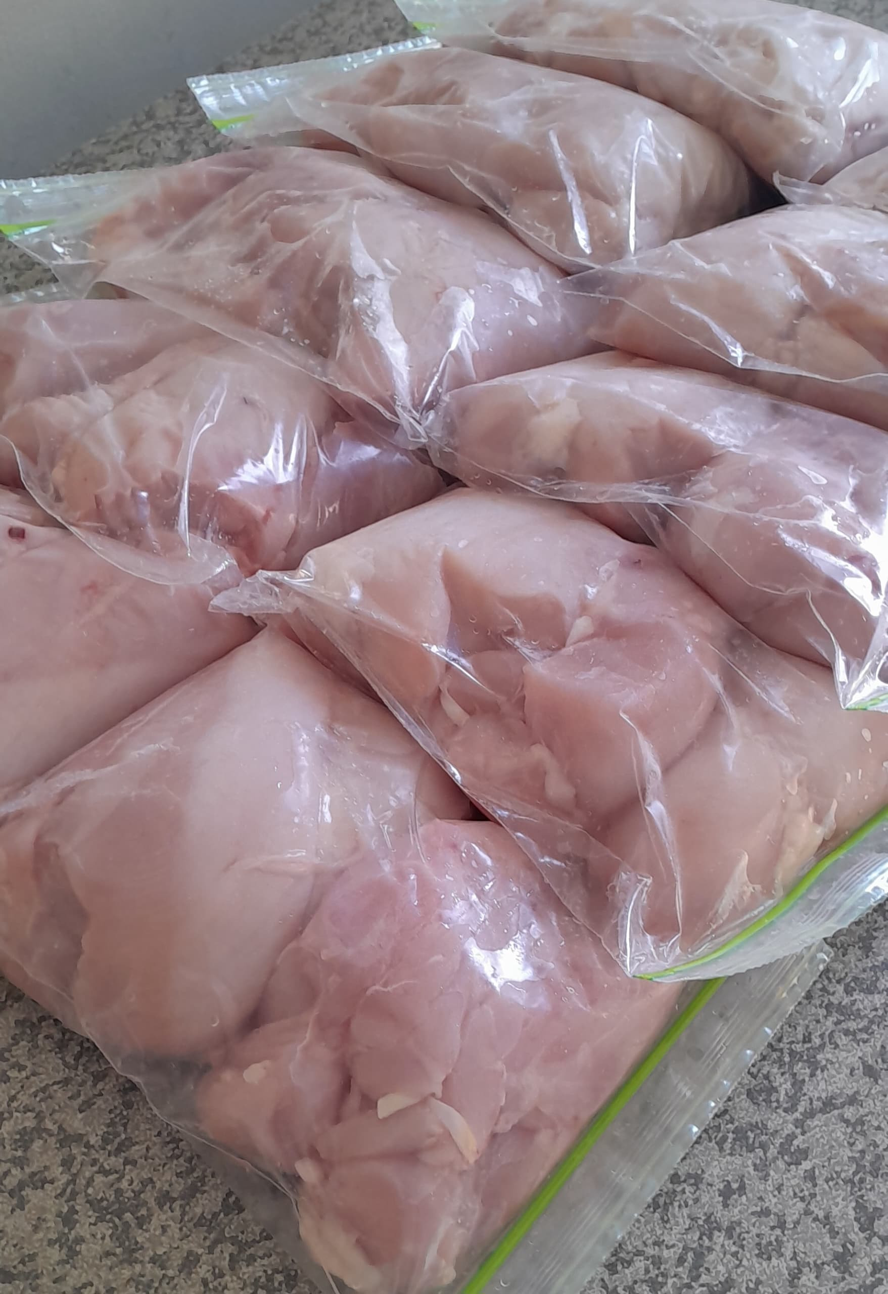 Boneless Breastz/Steki ya Vidari_1