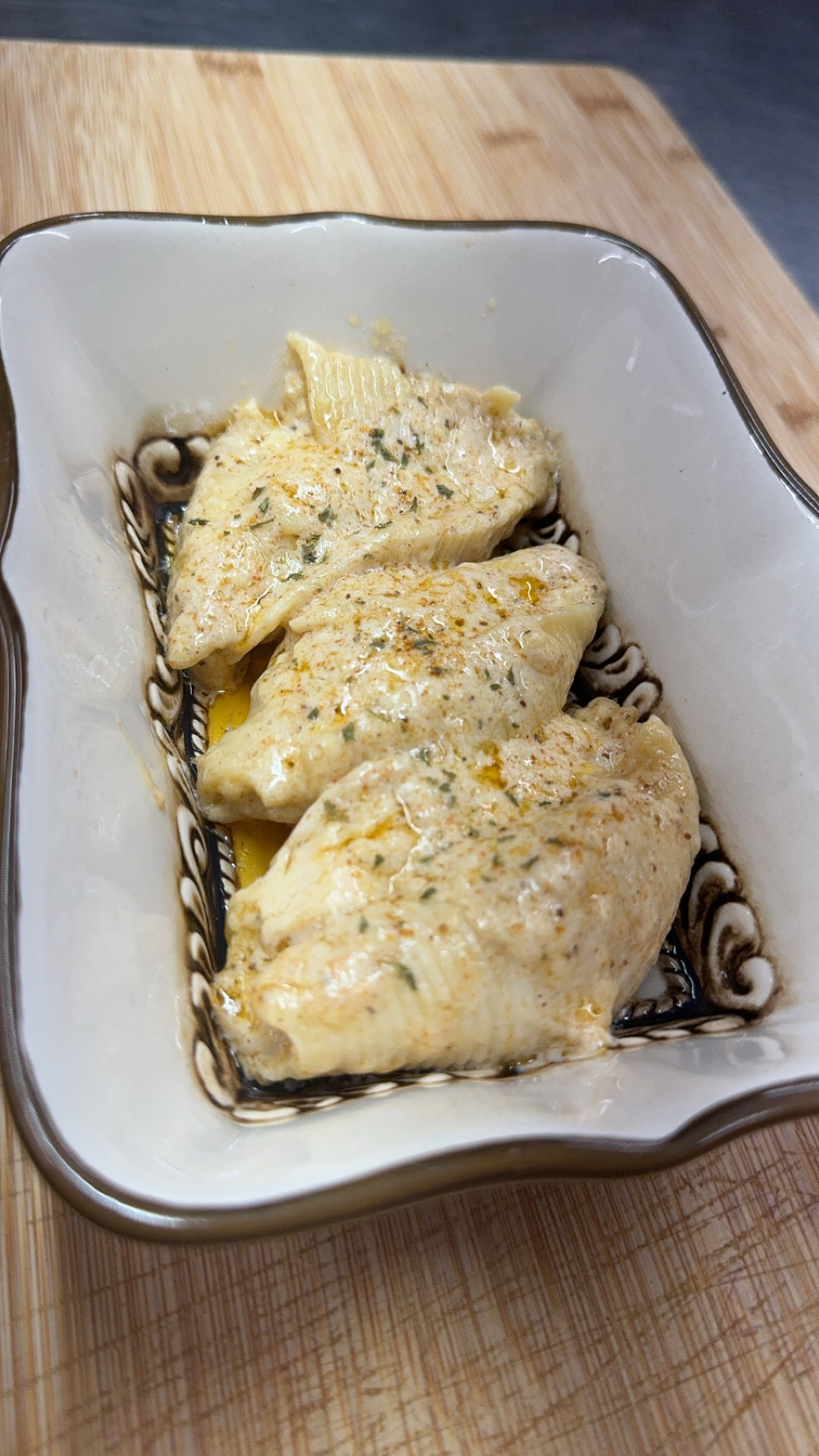 Seafood Stuffed Shells 