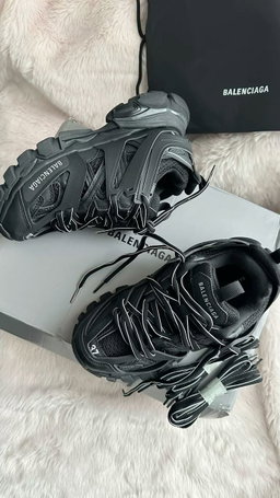 Balenciaga Track