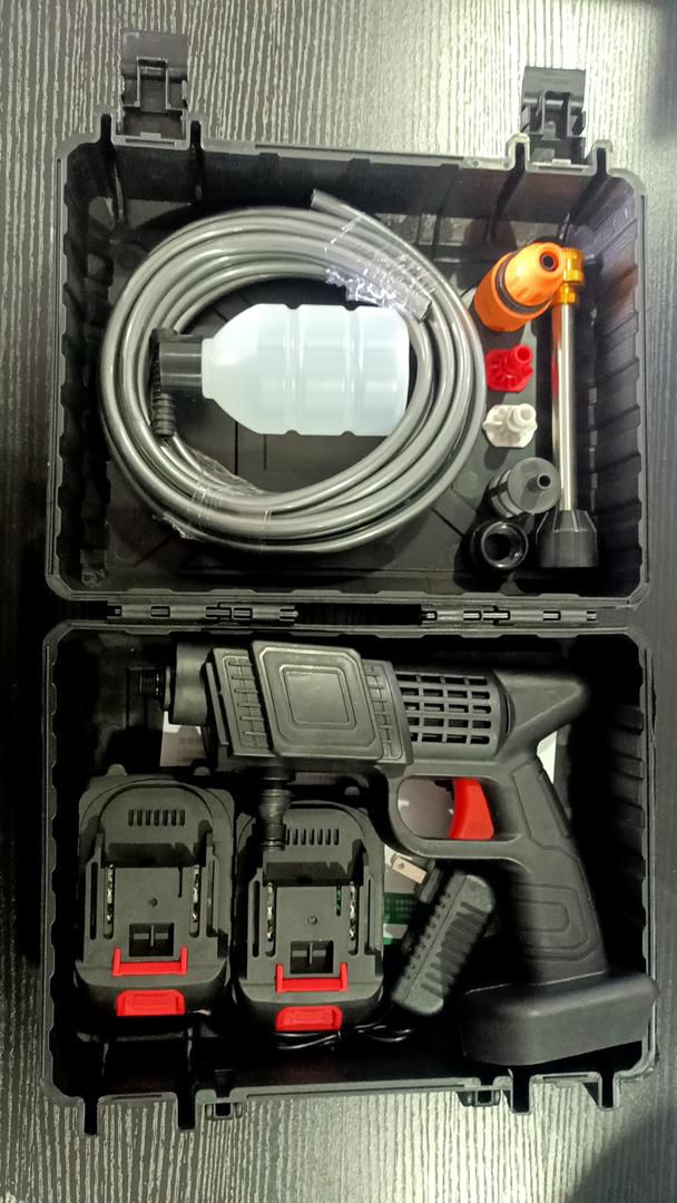 Cordless Pressure Washing Machine_0