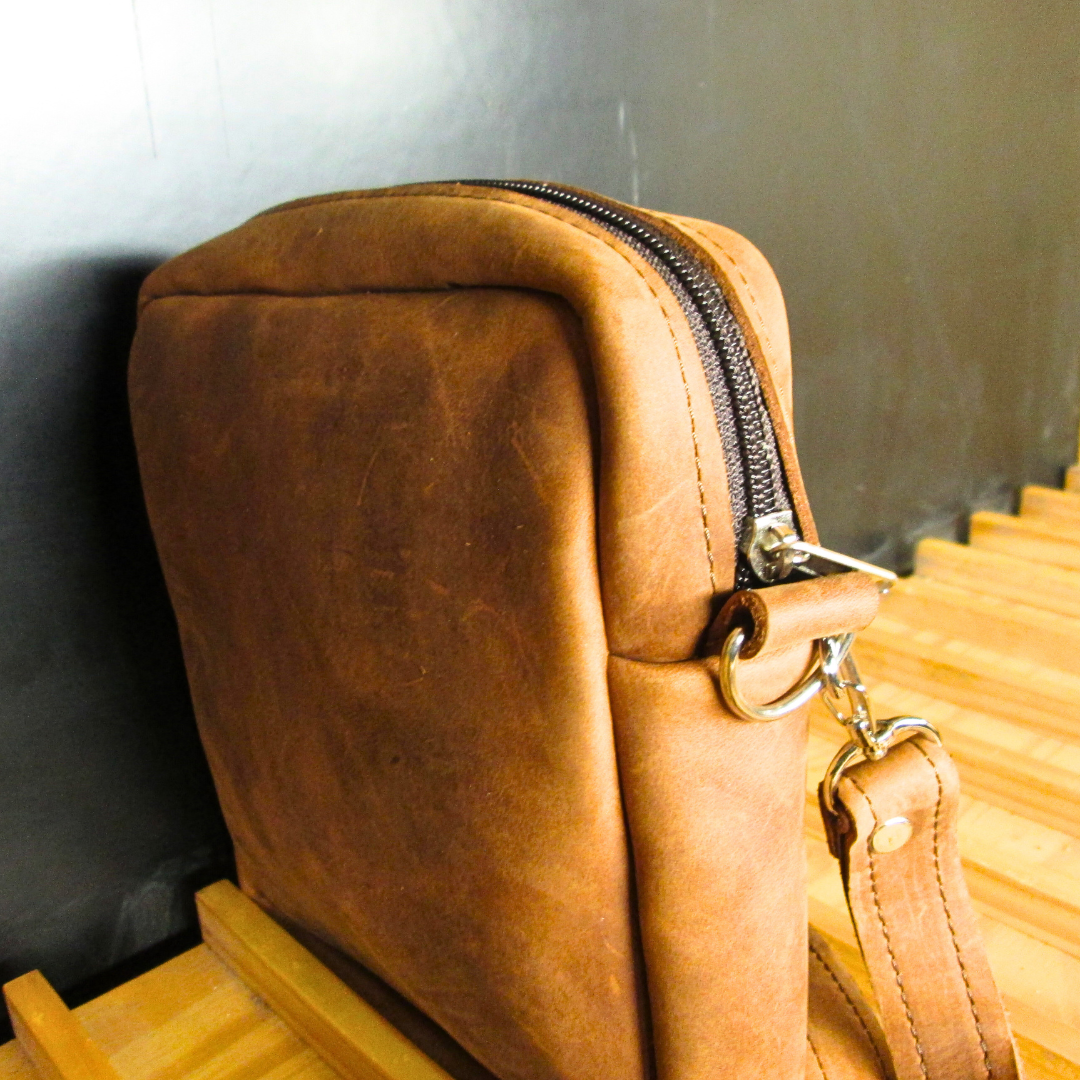 Nomad Unisex Sling Bag_2