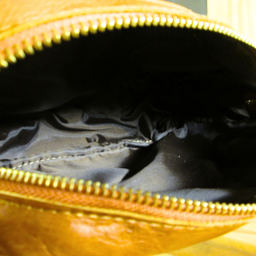 Flare Mini Crossbody