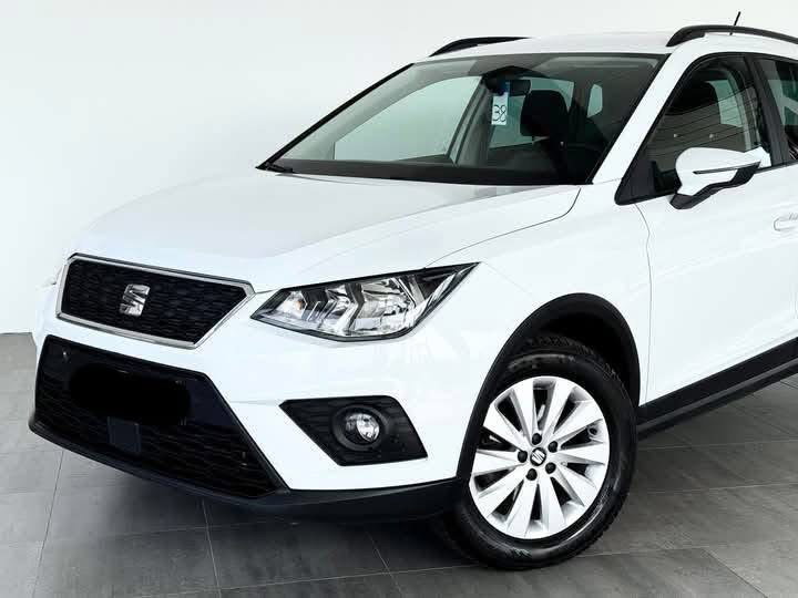 SEAT ARONA /2017_8