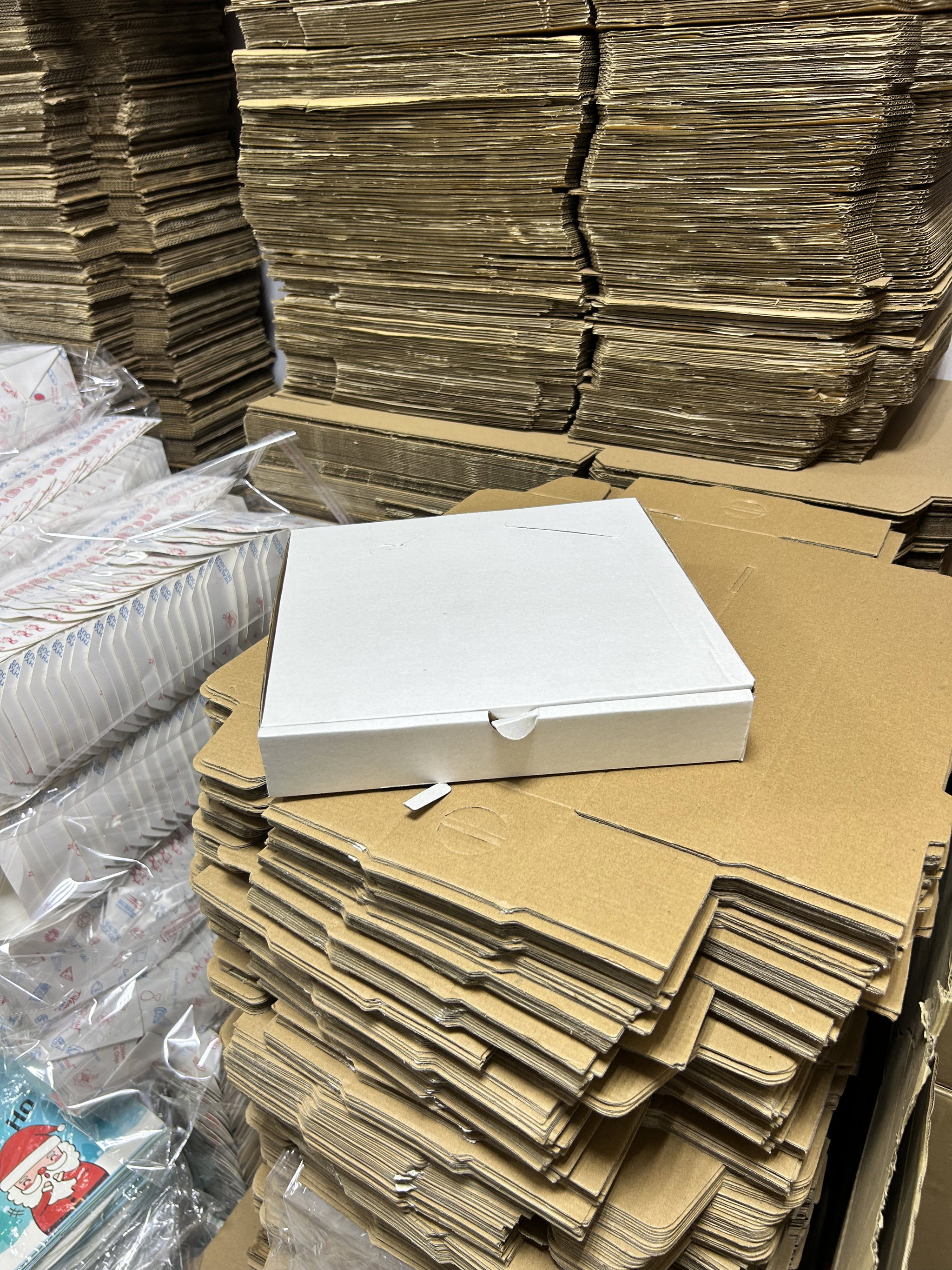PIZZA BOXES - 16” WHITE / RETAIL  _7