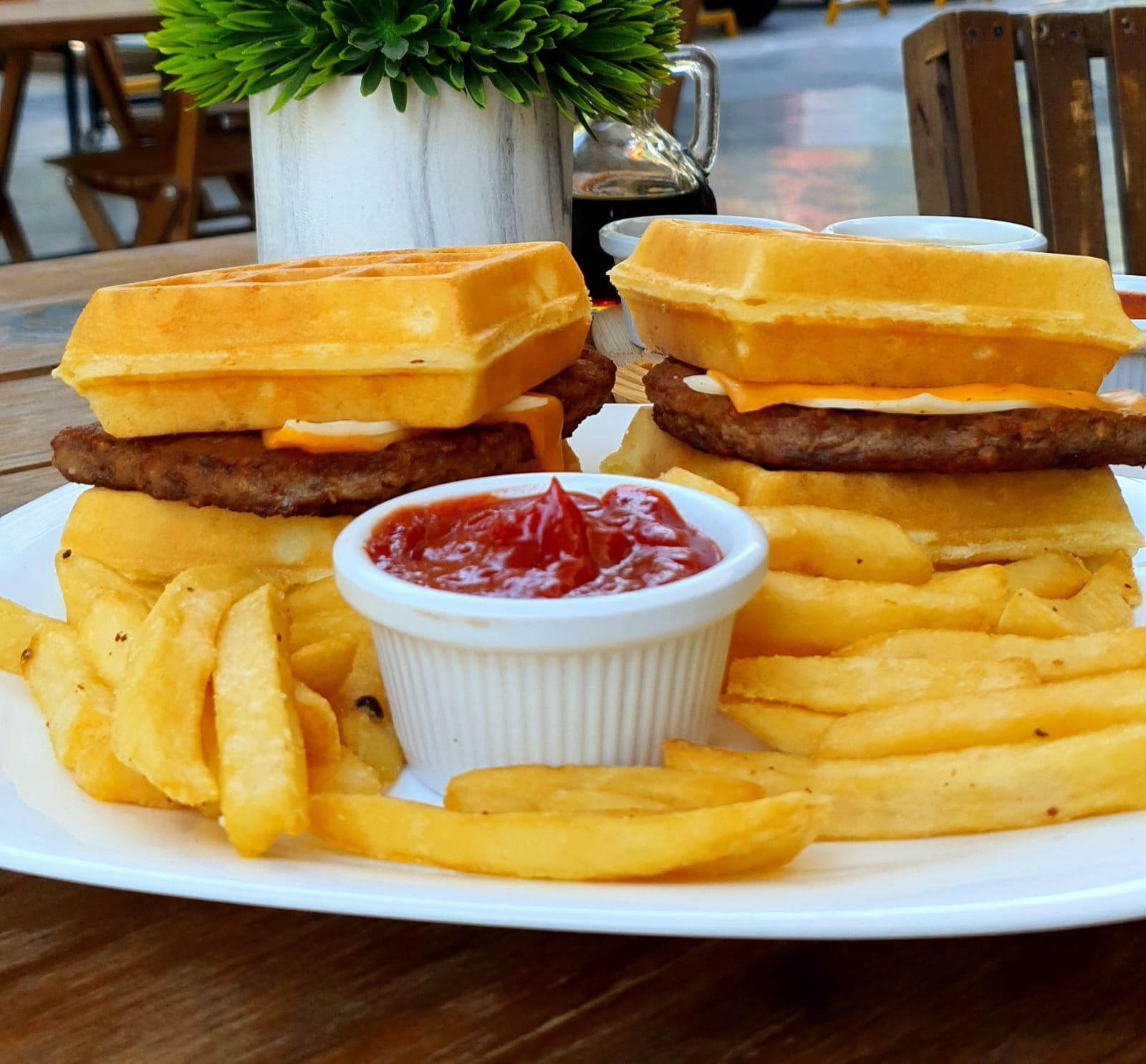 BURGER WAFFLE_0