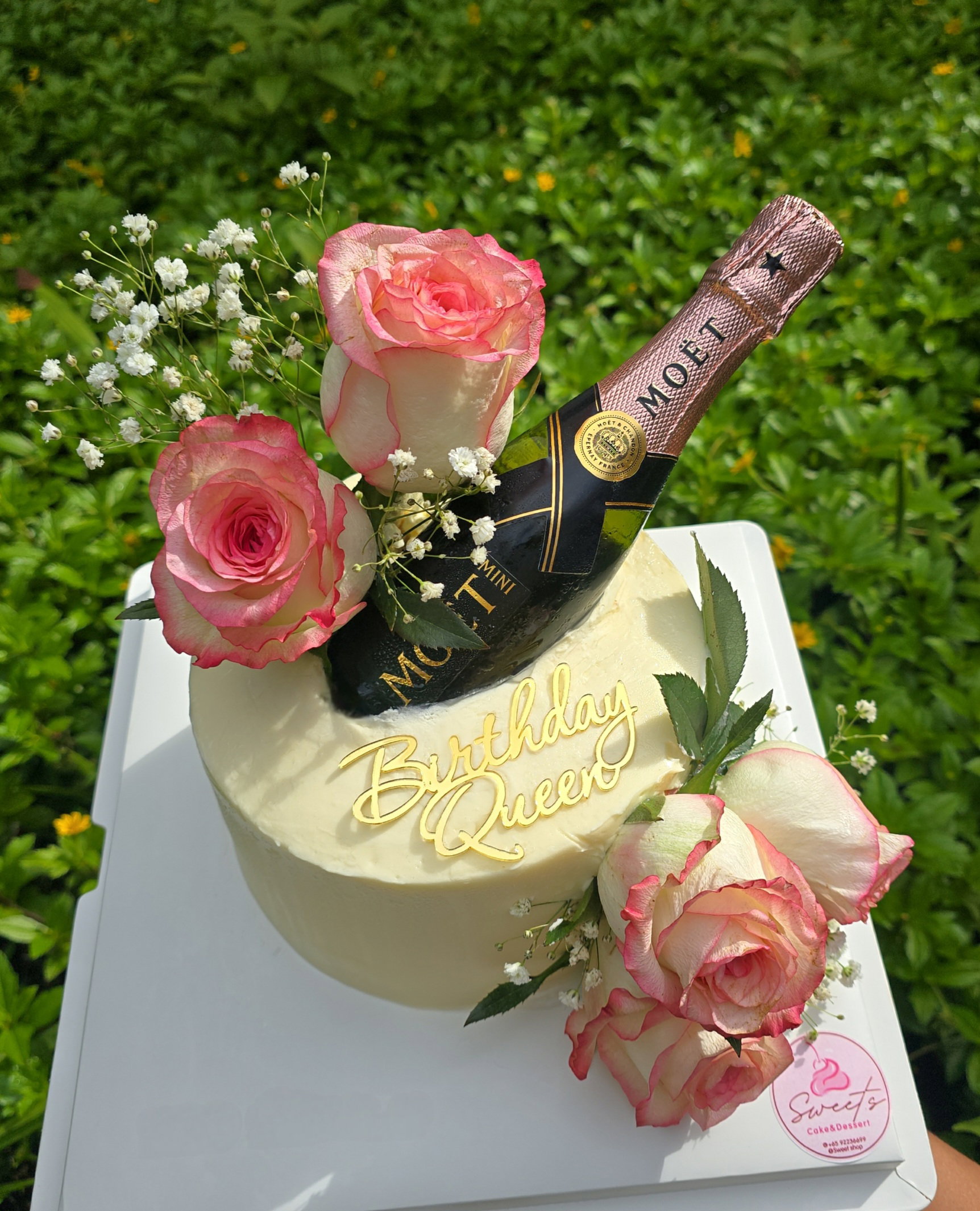 Champagne cake_0