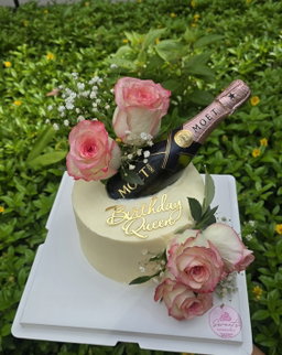 Champagne cake