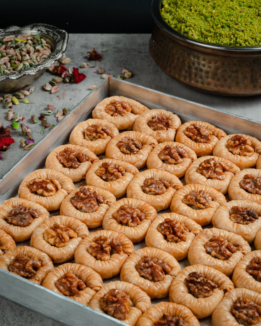 اساور الست بالجوز