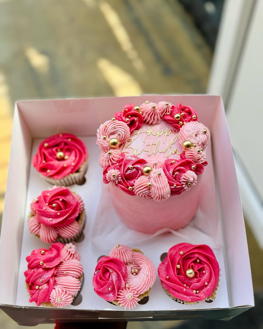 BENTO CAKE (5 cupcakes )