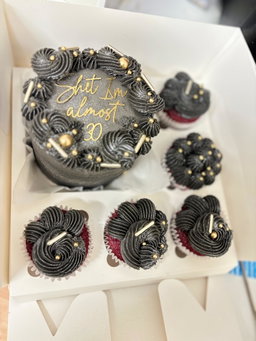 BENTO CAKE (5 cupcakes )