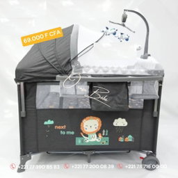 Lit pliable baby playpen