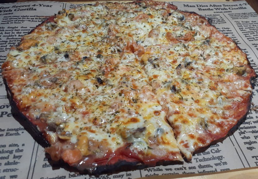 Seafood Pizza