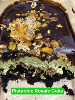 Pistachio Royale Cake