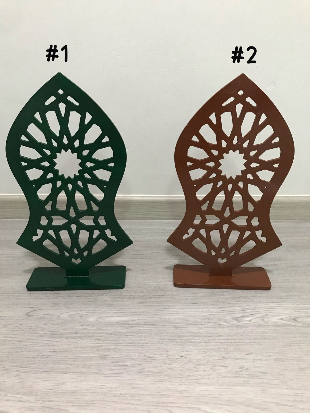 Wooden Na'al standing frame