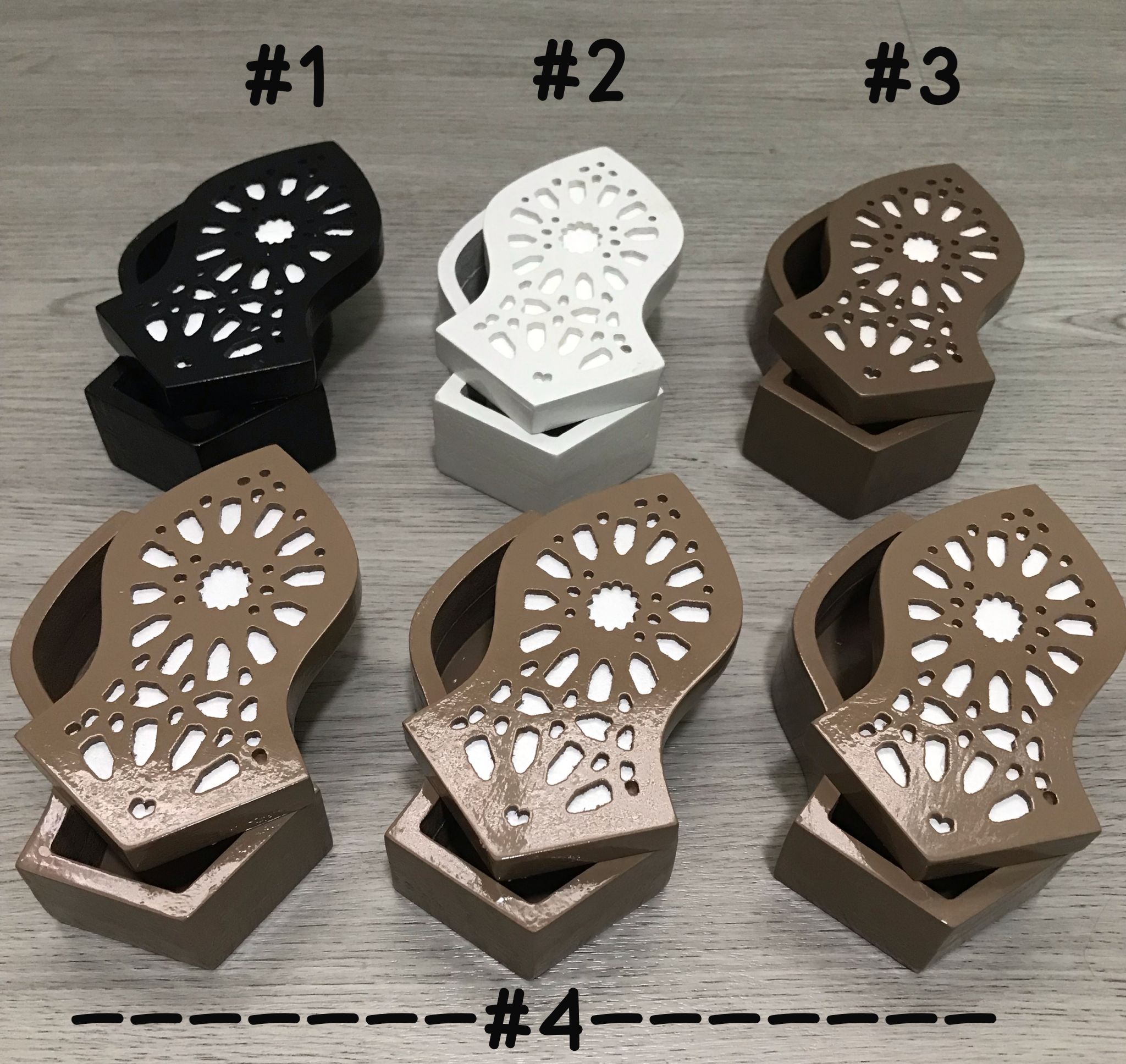 Wooden Na'al container_0