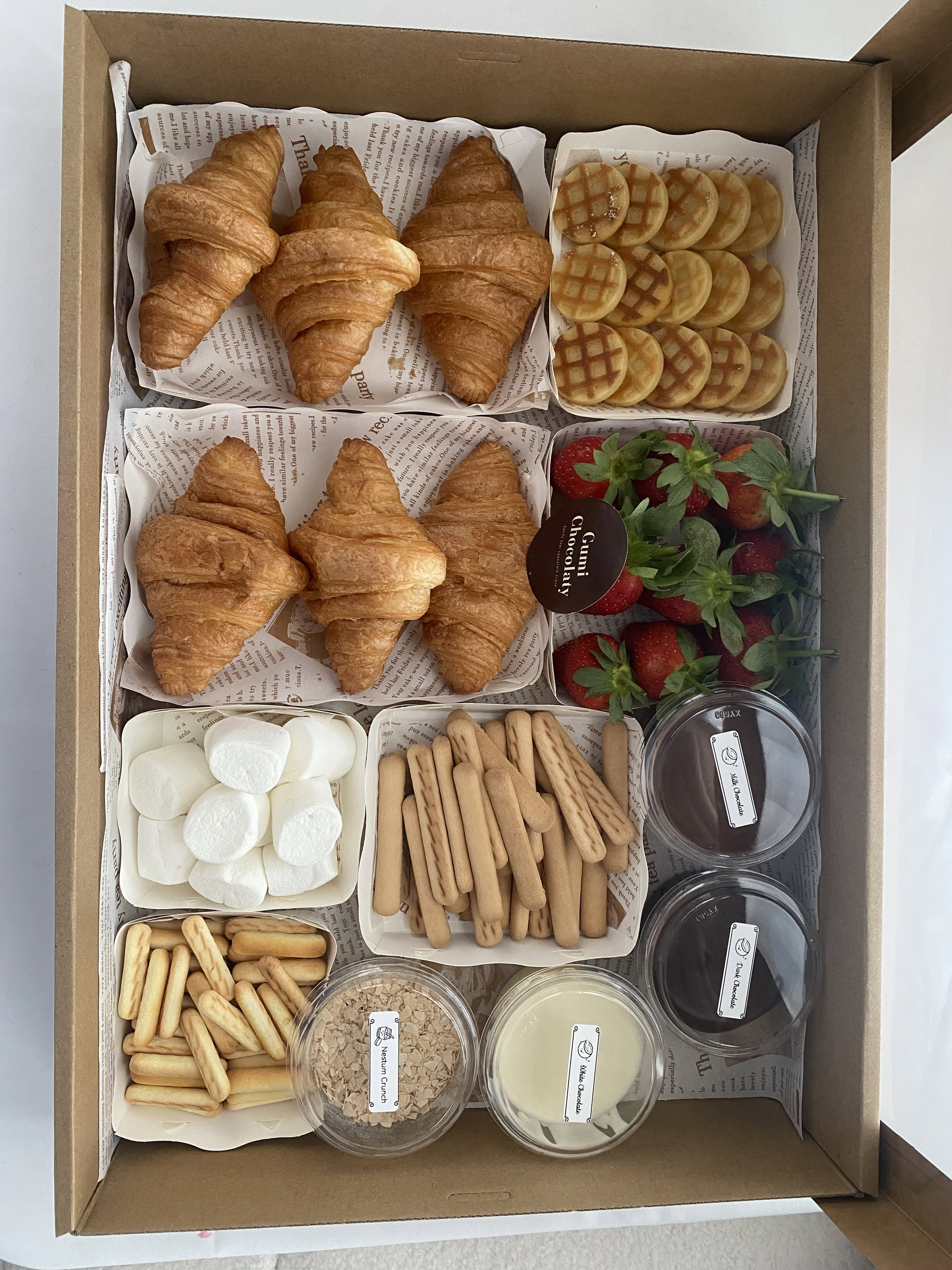 Large Snack Treats Box_3