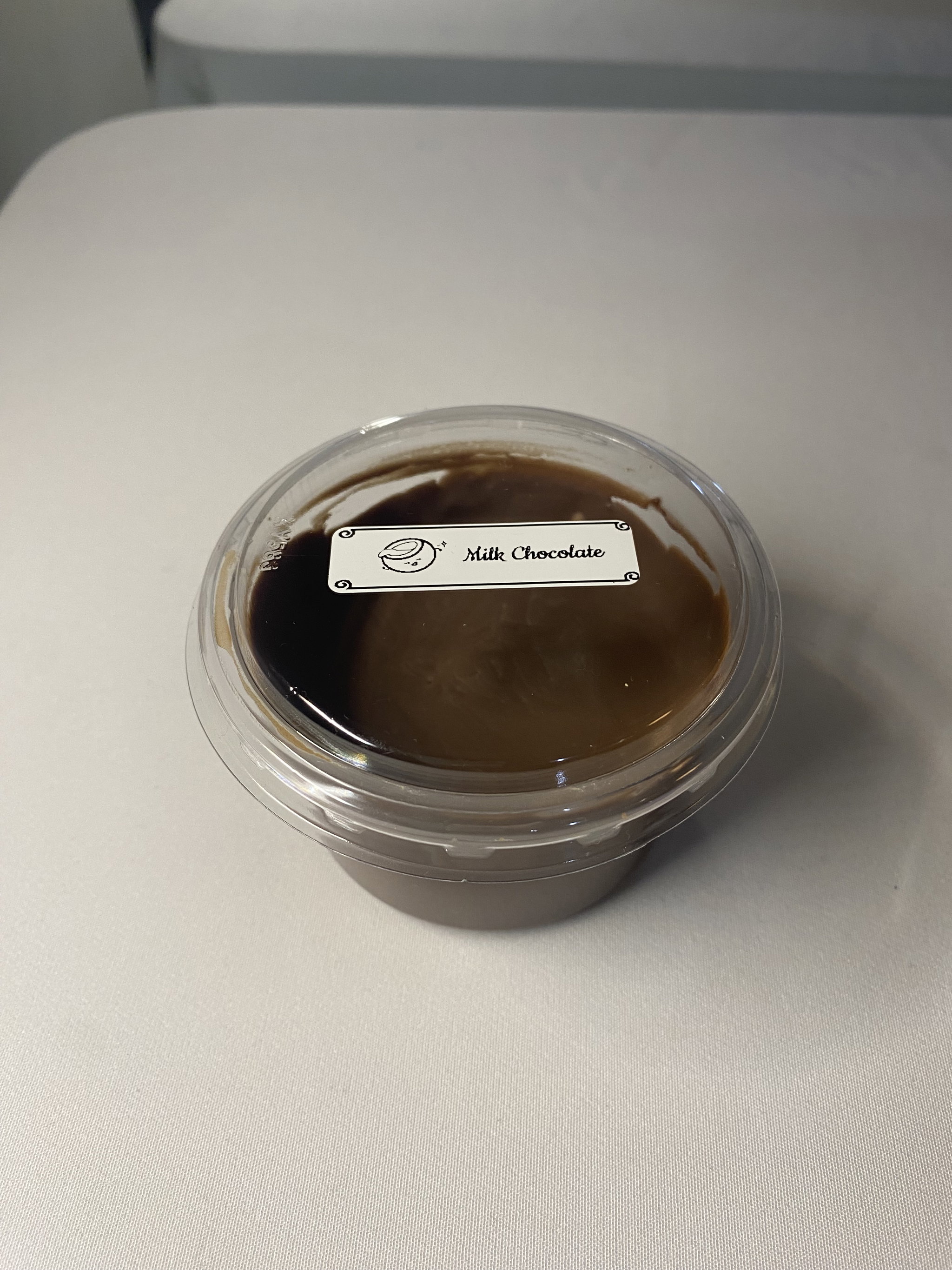 Milk chocolate dip sauce ala-carte_1