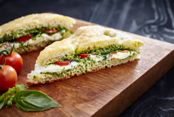 Avocado, cheese & tomato