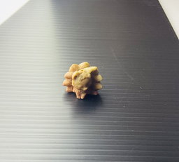 ALASHAN AGATE CARVED 