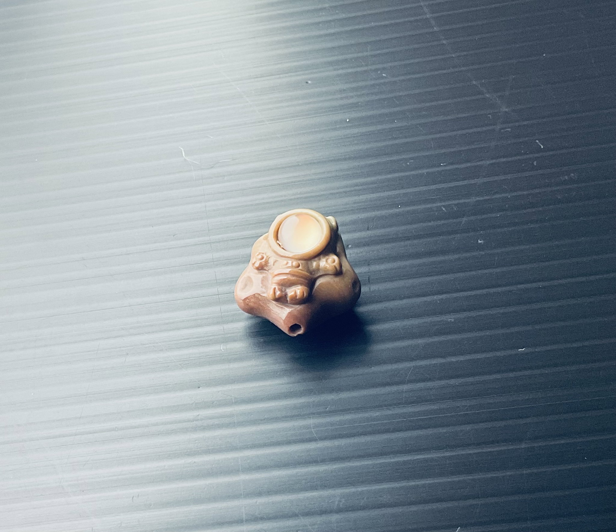 ALASHAN AGATE CARVED _2