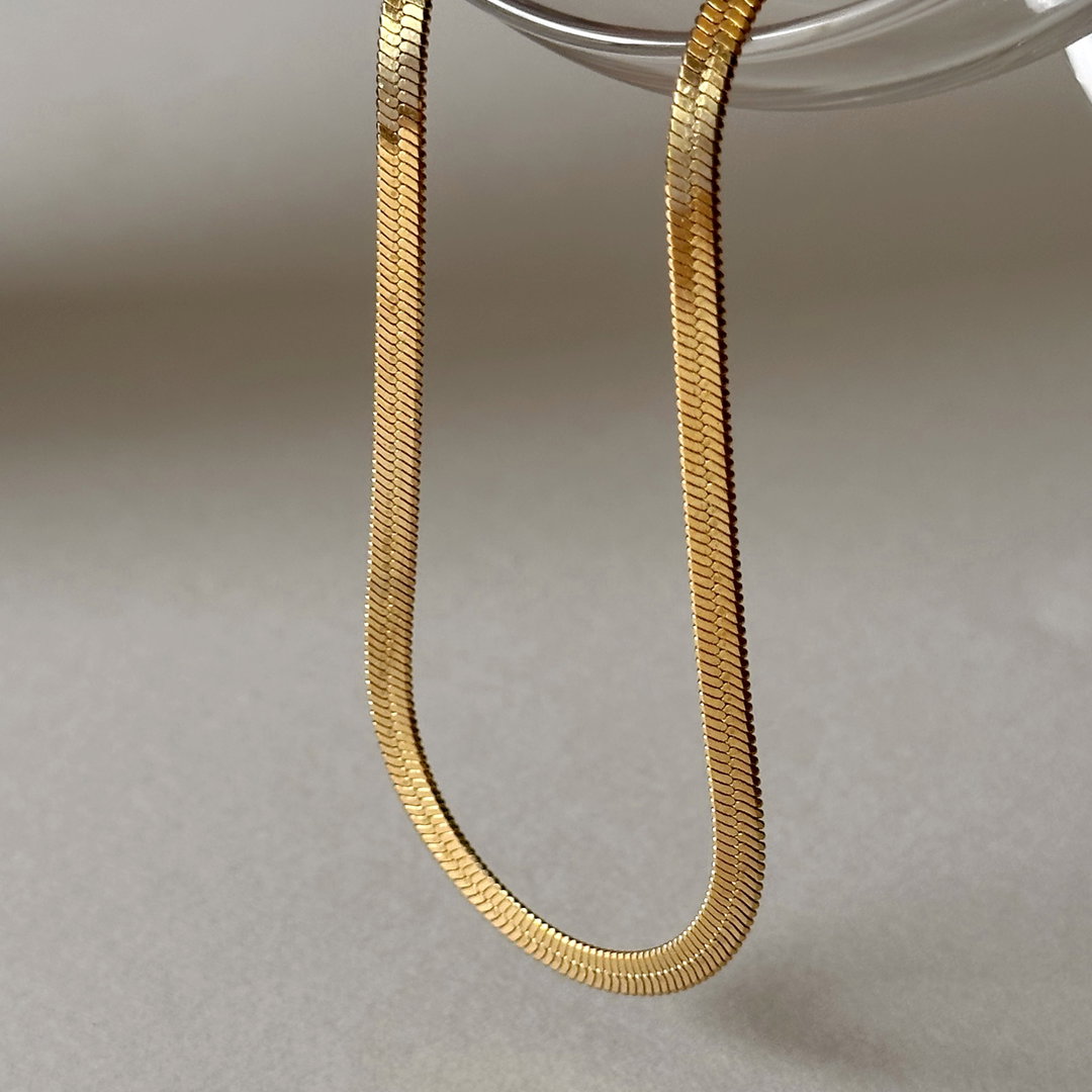 Vera Necklace