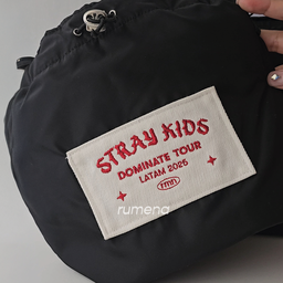 SKZ DOMINATE - Minibag puffer