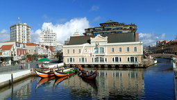 Lisbon: To Porto / Porto: To Lisbon. Day Trip & Drop-off, with Stops in 3 Cities.