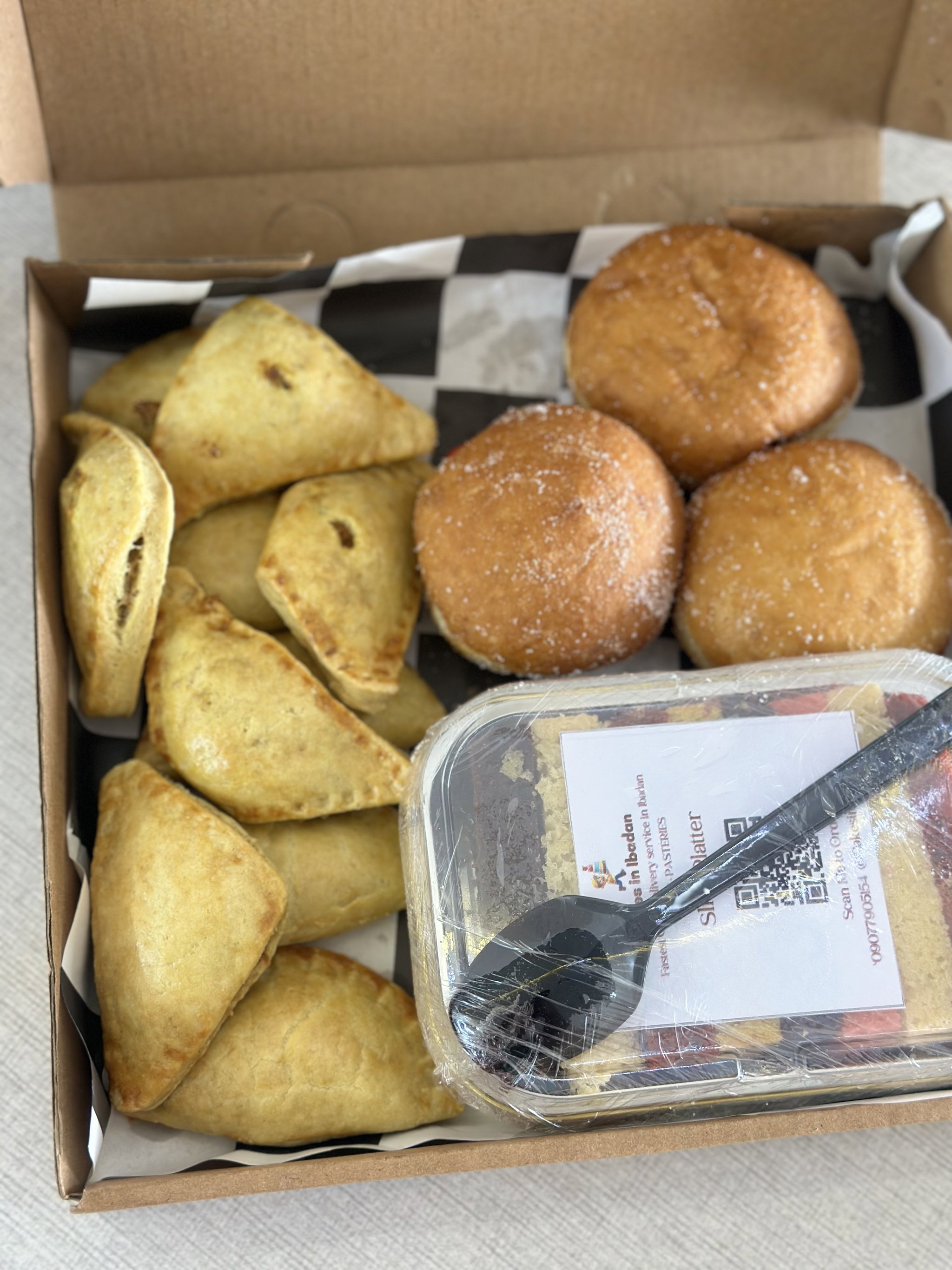 The Grubs Box _5