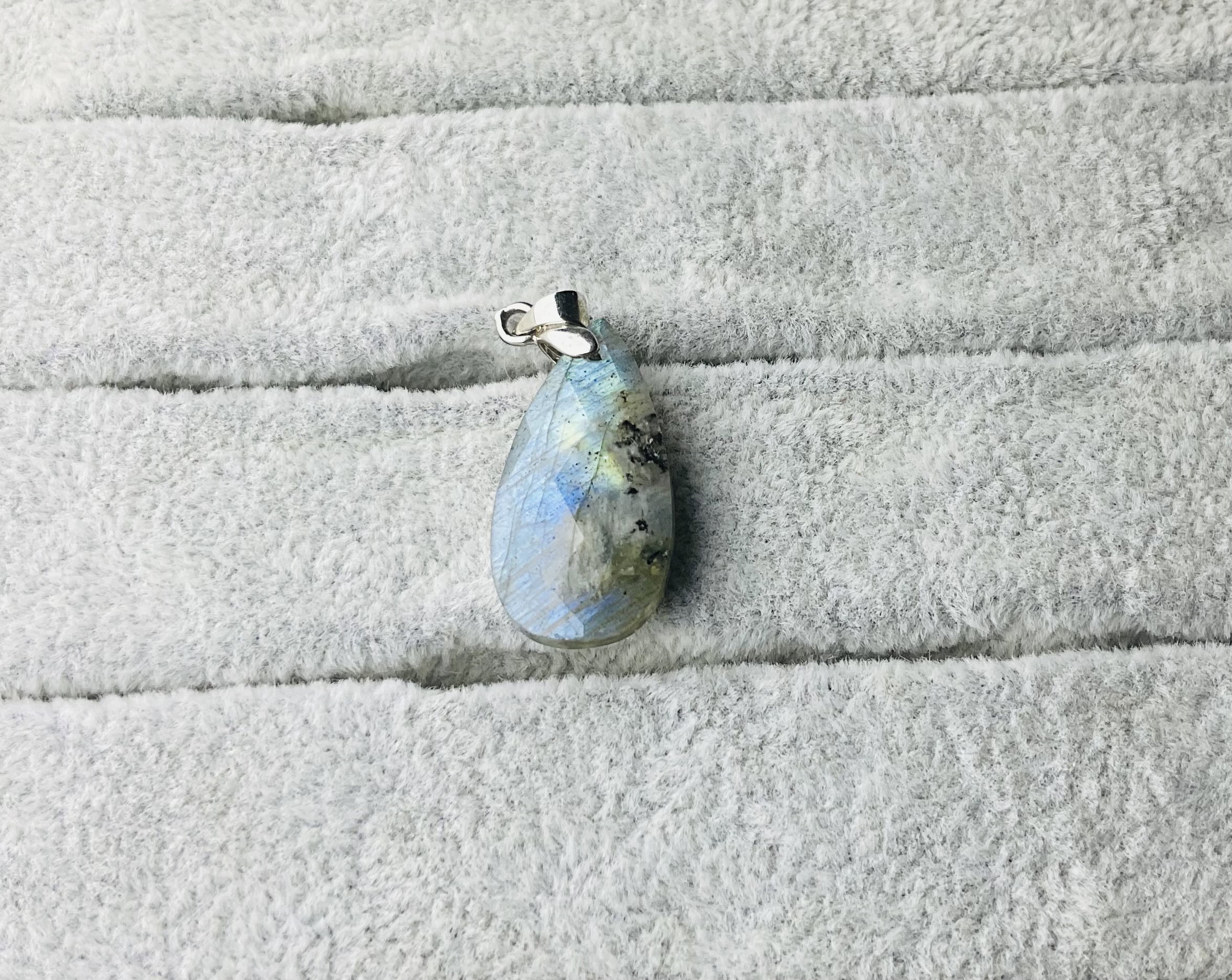FACETED PENDANT CRYSTAL_3