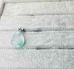 GREEN MUSCOVITE QUARTZ - PENDANT 