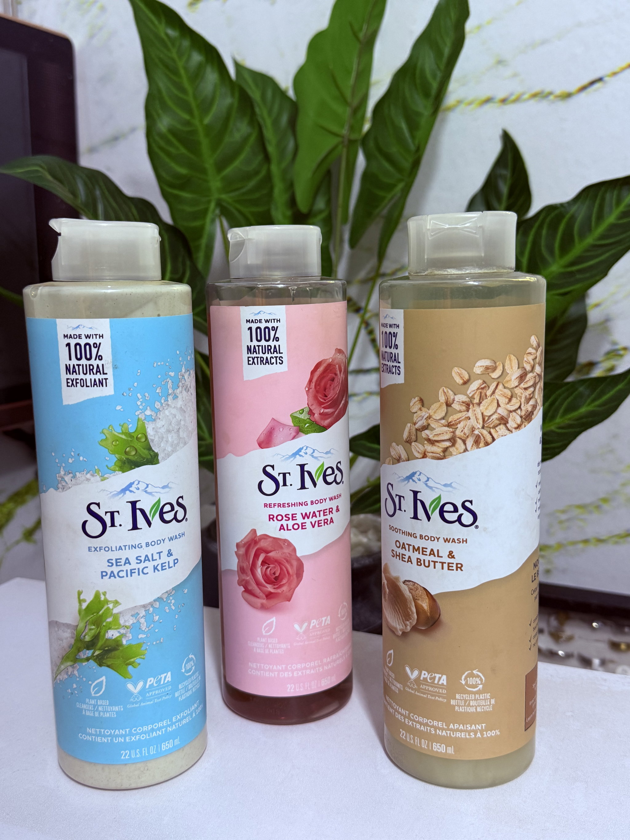 St Ives Apricot Scrub_0
