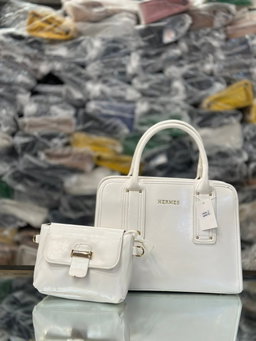 Classic women bags