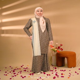 AYSHA KURUNG