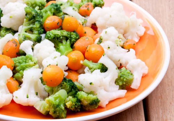 Assorted Vegetable Mix (Broccoli, Cauliflower, Carrots) - 1kg 