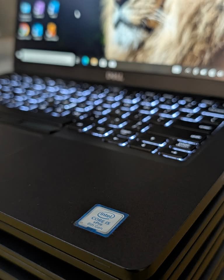 Dell Latitude 5400 _6