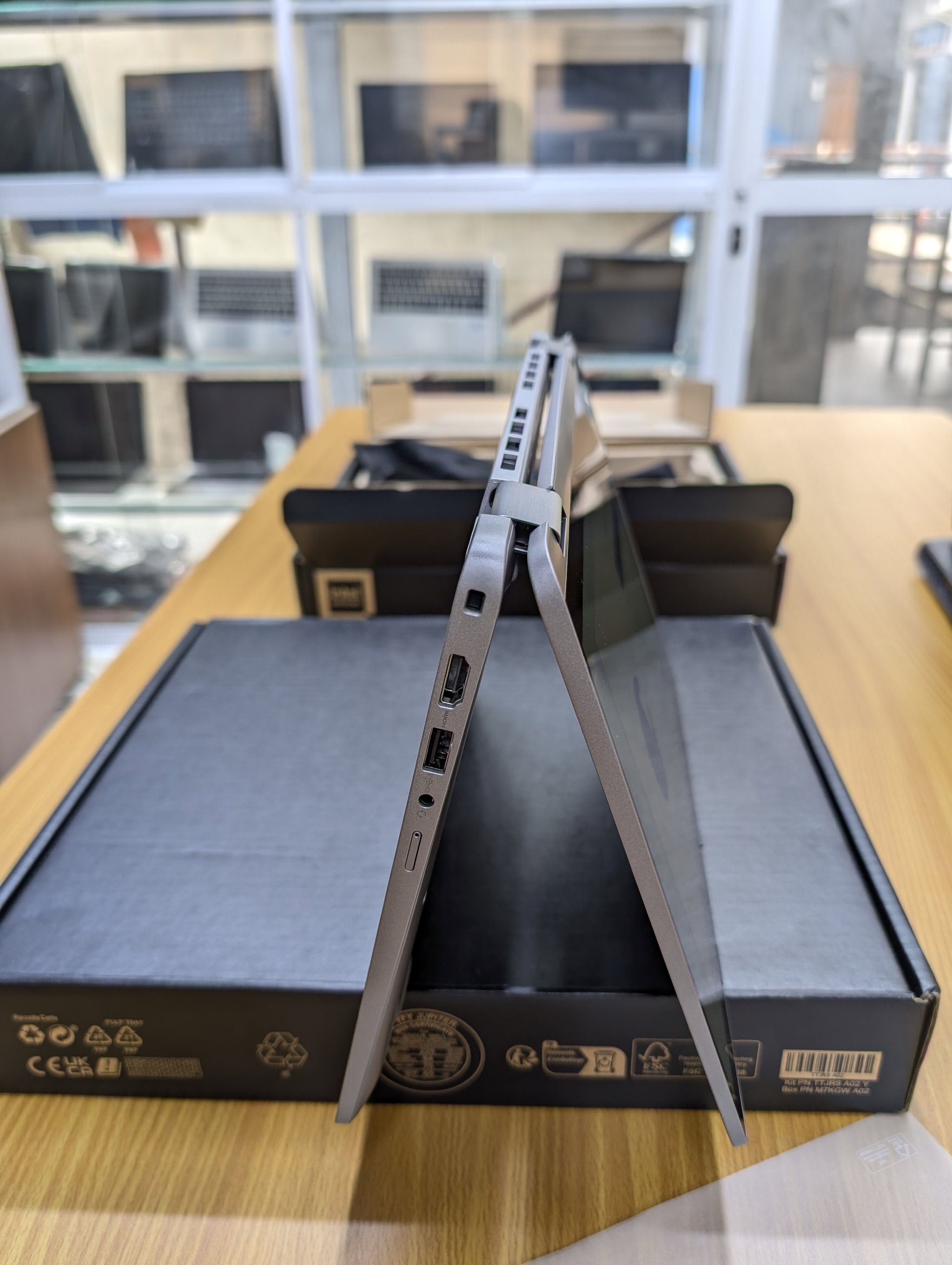  Dell Latitude 5340 X360 core i5 13eme Gen _5