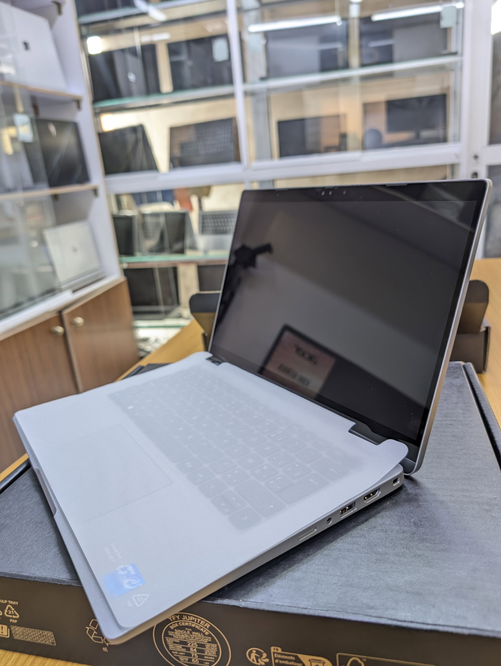  Dell Latitude 5340 X360 core i5 13eme Gen _9